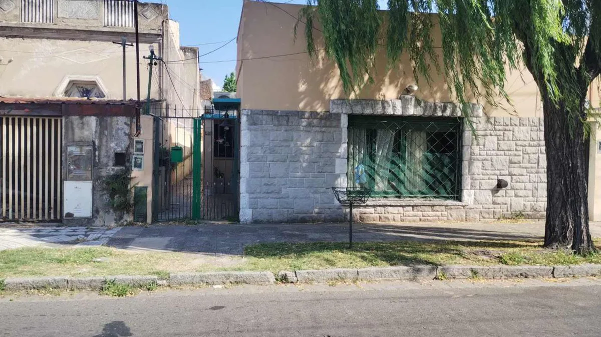 VENTA PH 5 AMB CON JARDIN EN REMEDIOS DE ESCALADA foto 3