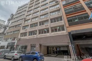 Edificio Comercial en Microcentro foto 1