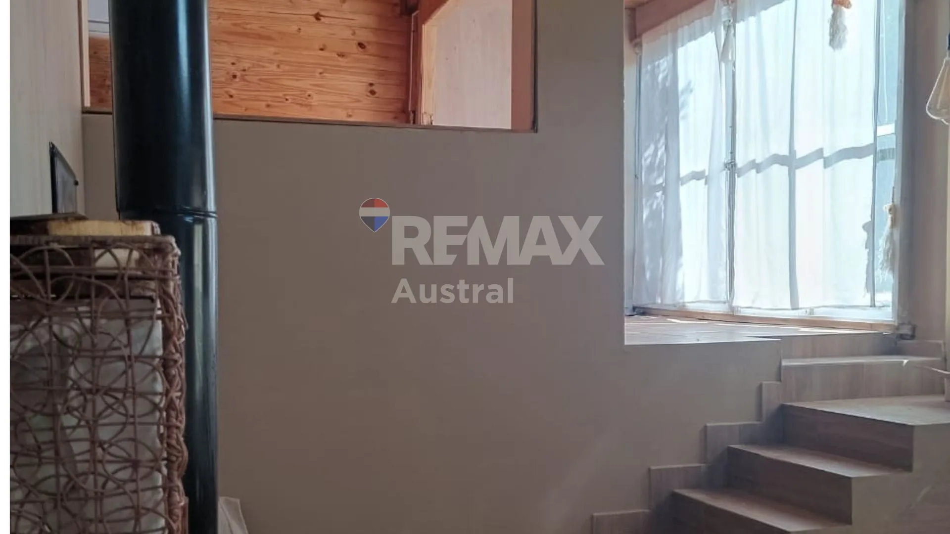 VENTA 2 casas en terreno aterrazado BellaVista Sur foto 4