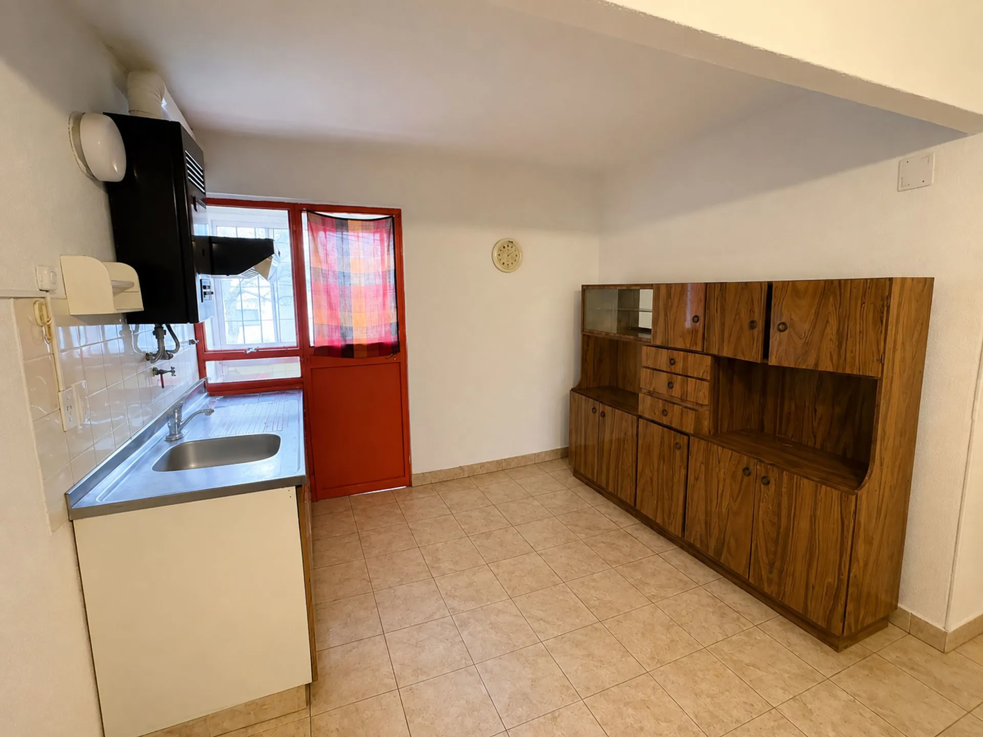 VENTA 3 Ambientes en Muy Buen Estado – Centenario foto 2