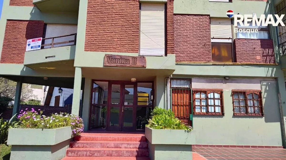 Venta departamento 2 ambientes Villa Gesell foto 3