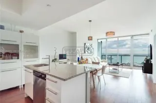888 Biscayne Blvd #3506 800 foto 4