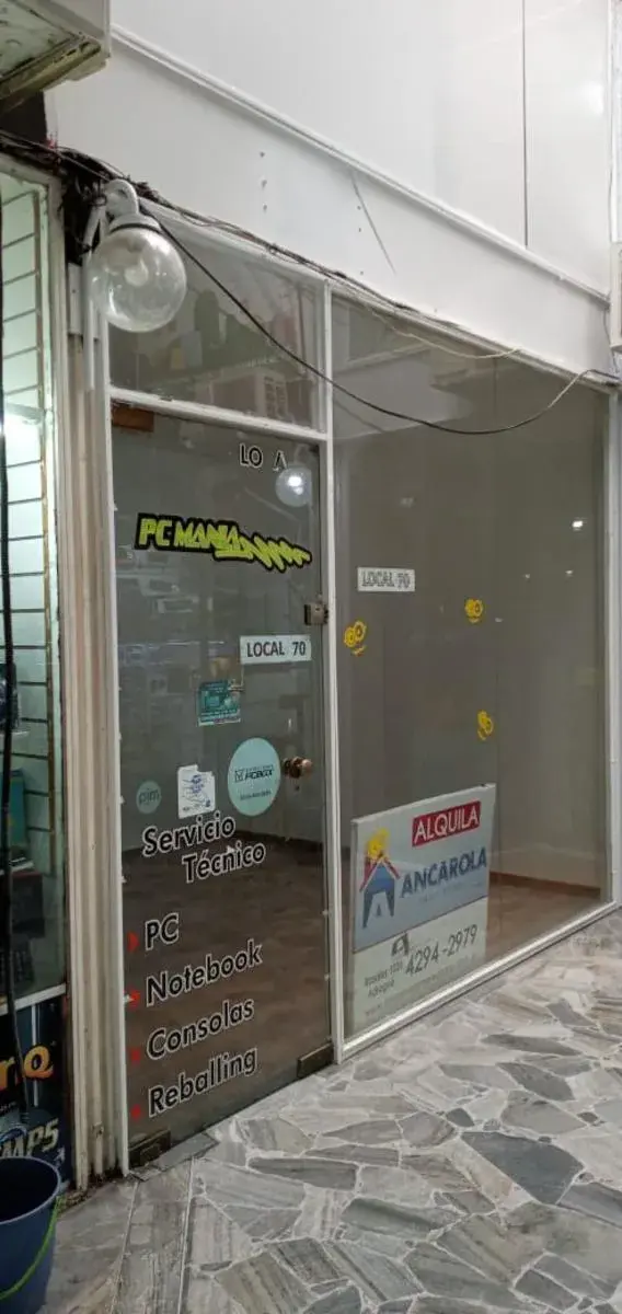 Alquiler de local en galería “Nazmi”