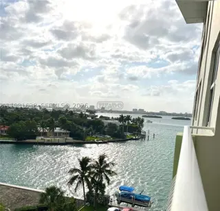10350 W Bay Harbor Dr #7N 10300 foto 2