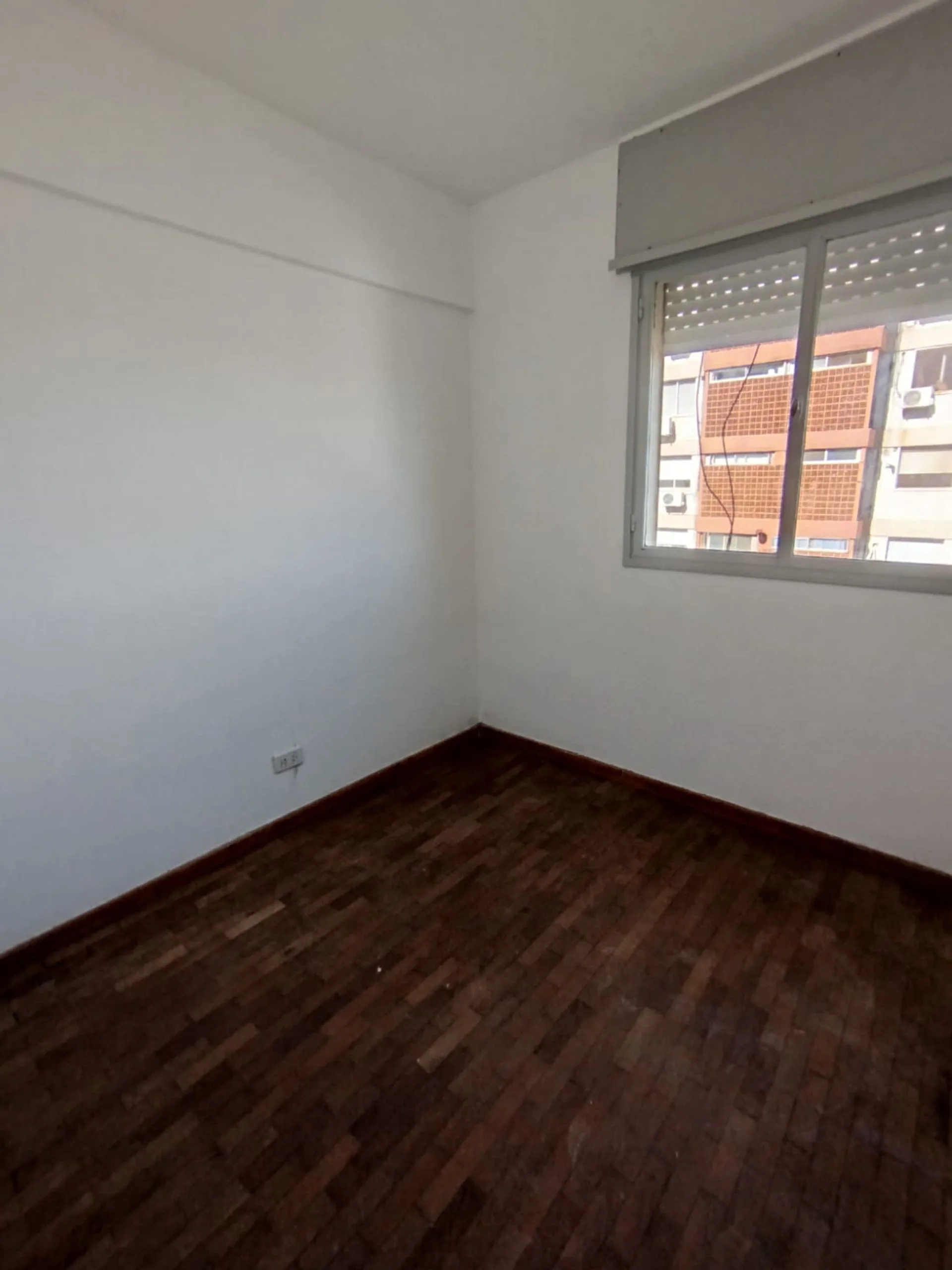 Dpto renovado amplias dimensiones 3 Dorm. foto 5