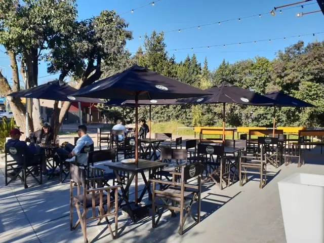 Excelente Local en Alquiler en Canning