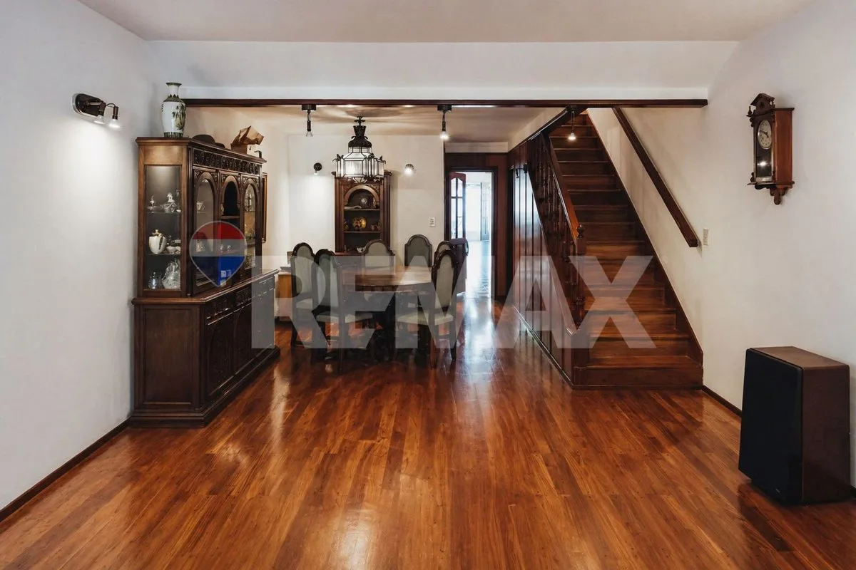 VENTA TRIPLEX CABALLITO 6 AMB 5 BAÑOS 3 COCHERAS foto 4