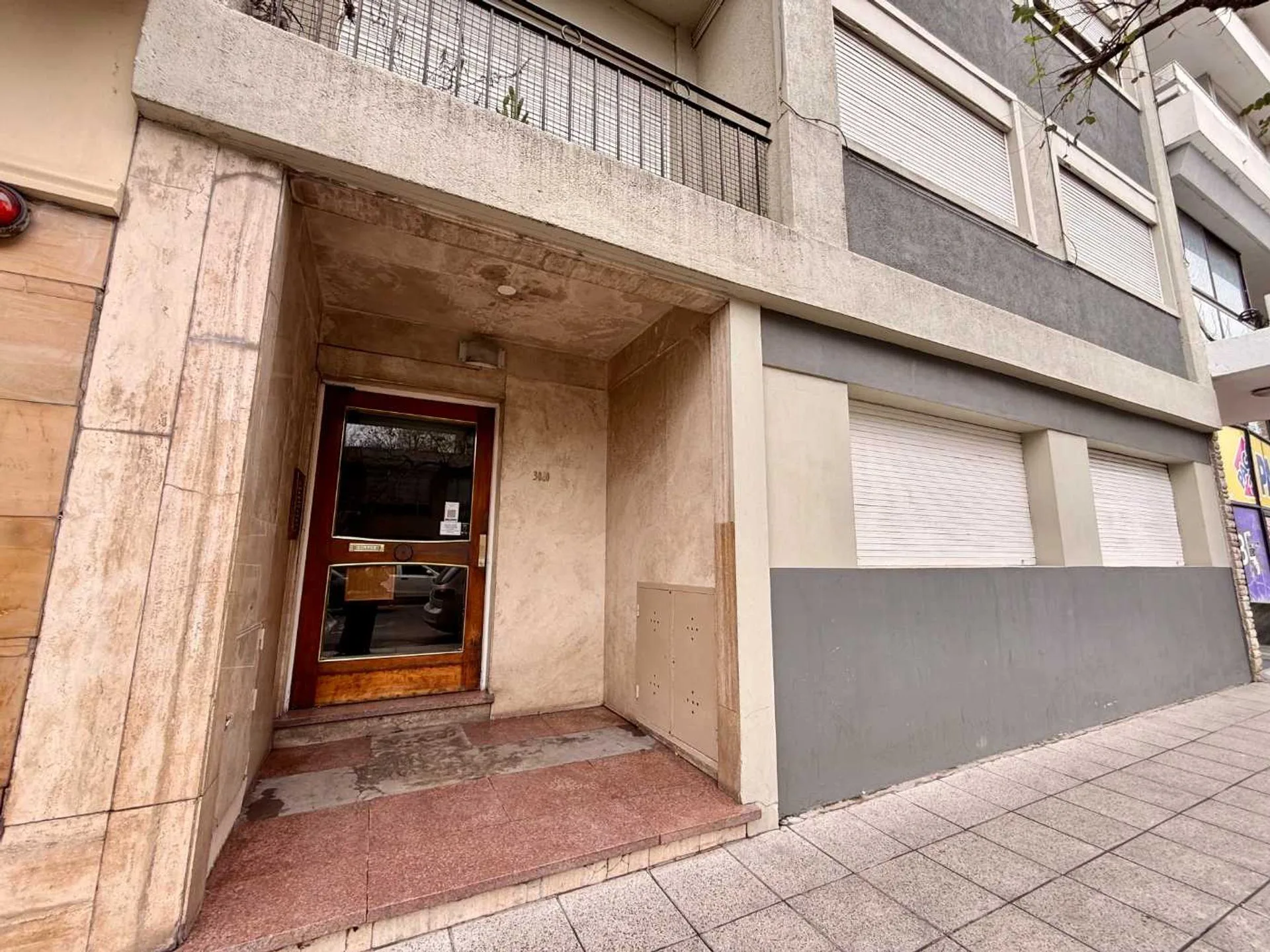 VENTA SEMIPISO 4 AMBIENTES - APTO CREDITO - CENTRO foto 3