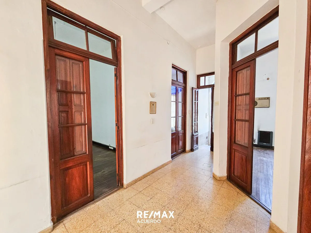 VENTA  CASA  4 DORMI CENTRICA SAN NICOLAS APTA C. foto 5