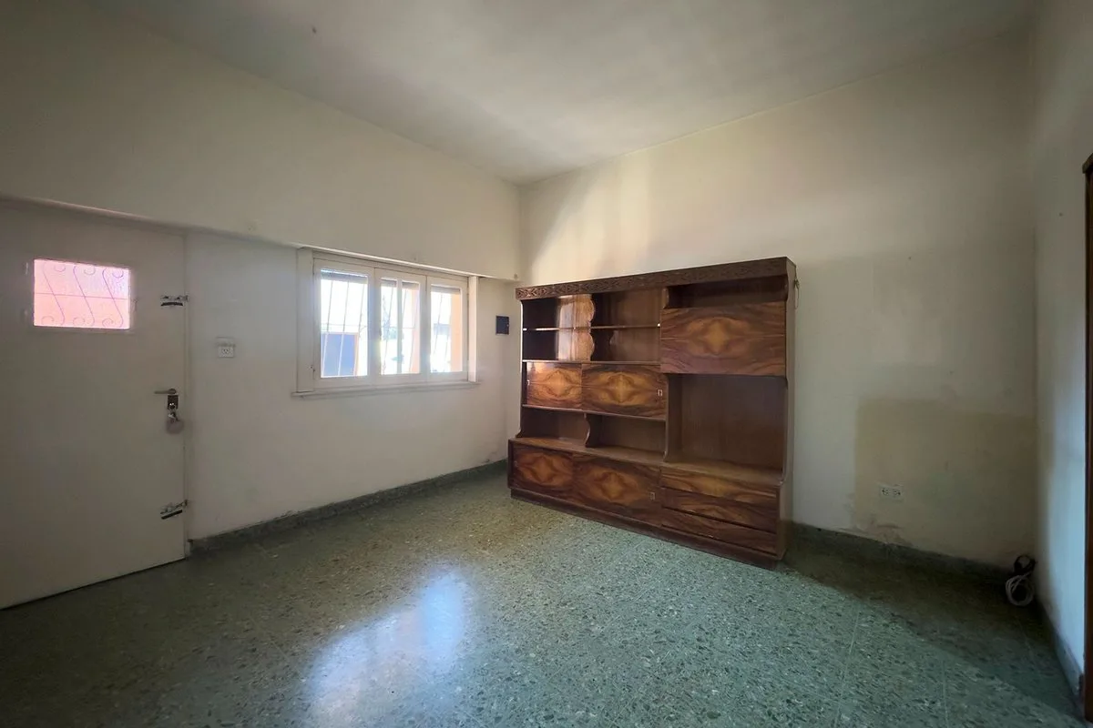 VENTA CASA 5 AMB MORON SUR foto 5