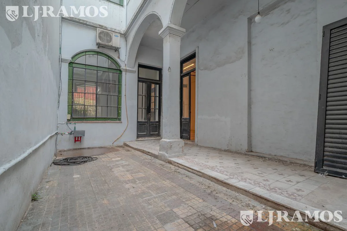 Local en Colegiales foto 4