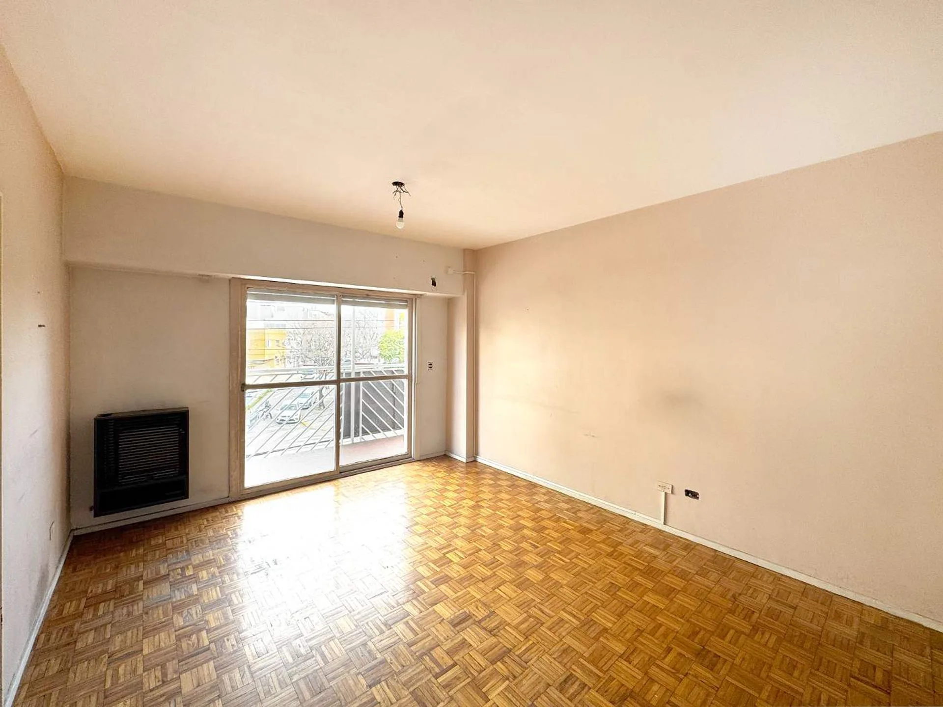 VENTA DEPTO 3 AMBIENTES COGHLAN foto 4