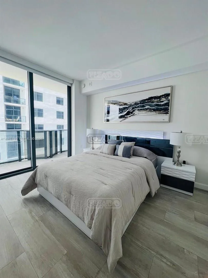 55 SW 9th St #3308 foto 2