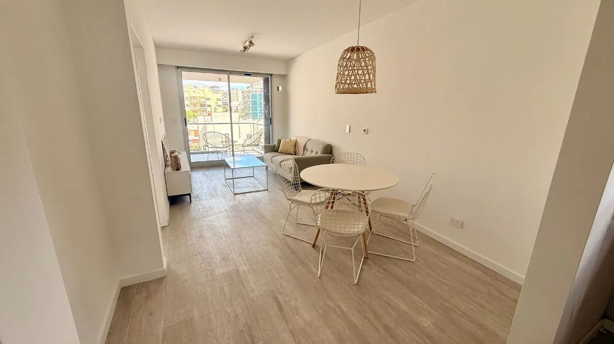 VENTA DEPARTAMENTO 3 AMB CON PATIO Y JARDIN foto 5