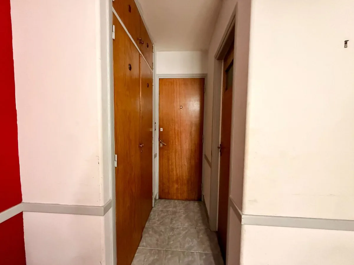 VENTA DEPTO CON BALCON AL FRENTE - OPORTUNIDAD foto 2
