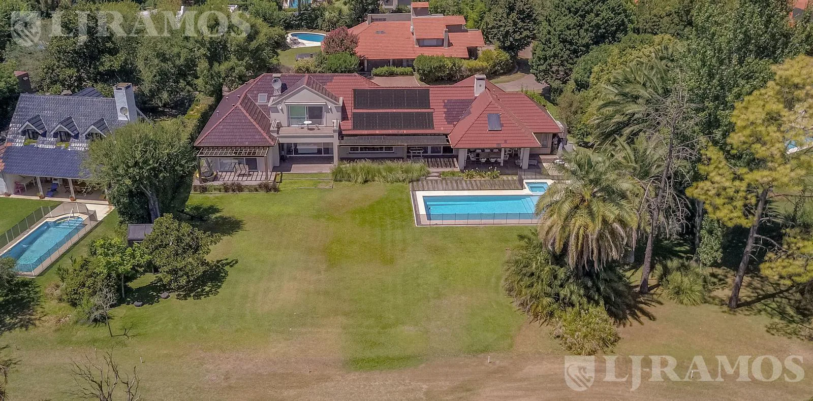 VENTA- CASA al GOLF- IMPECABLE- LAGARTOS C Club-Planta Baja foto 5