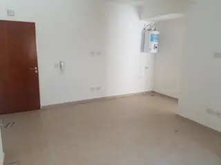 DEPARTAMENTOS DE 2 AMBIENTES CON PATIO A ESTRENAR foto 3