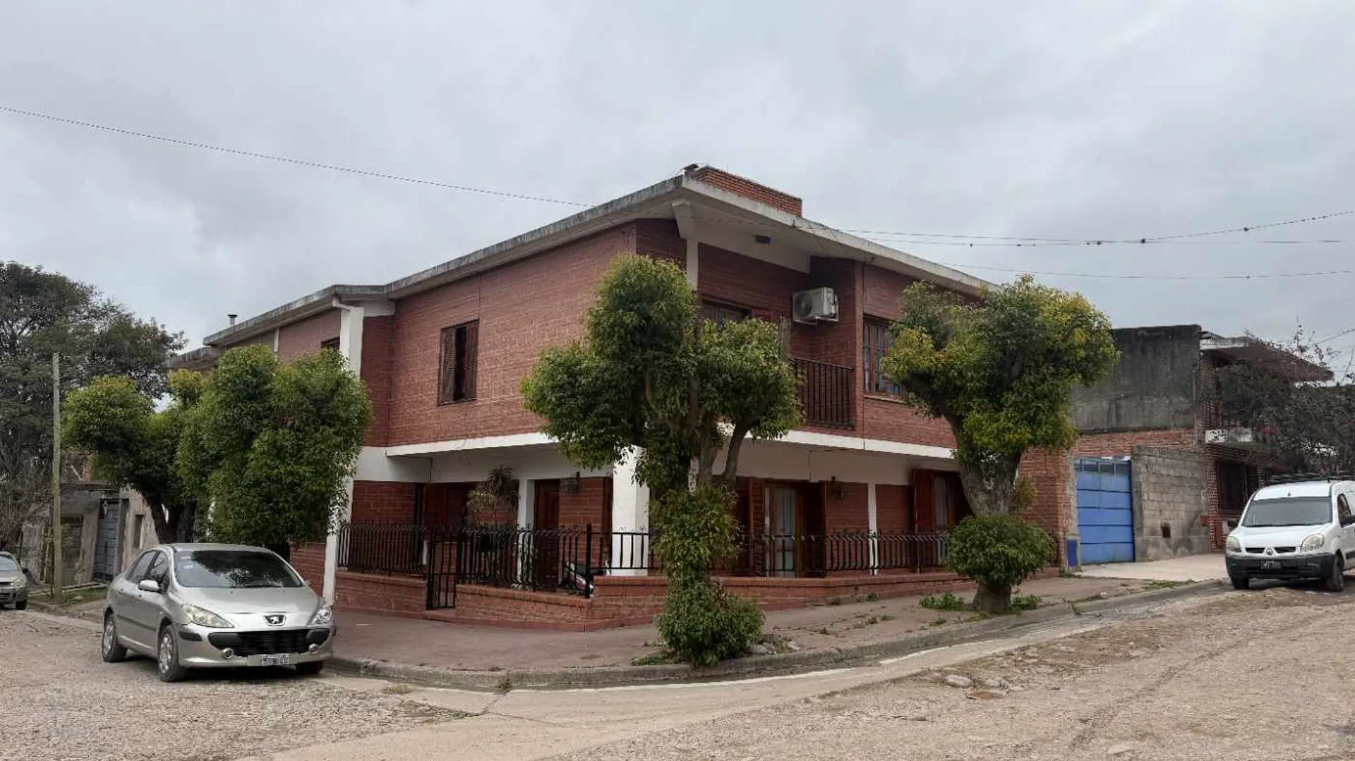 VENTA CASA 4 DORM B° CHIJRA foto 2
