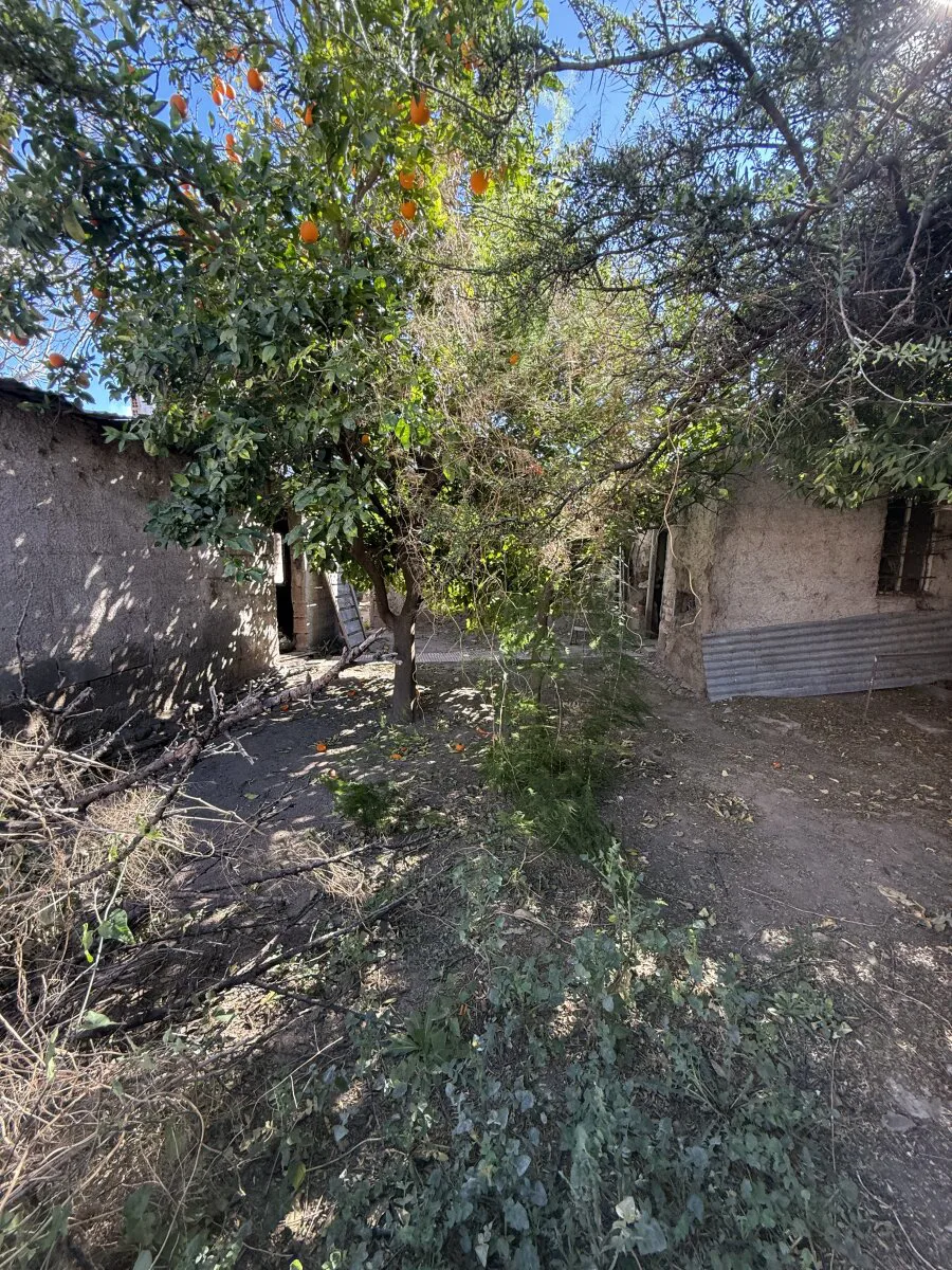 VENTA Propiedad céntrica a refaccionar foto 4