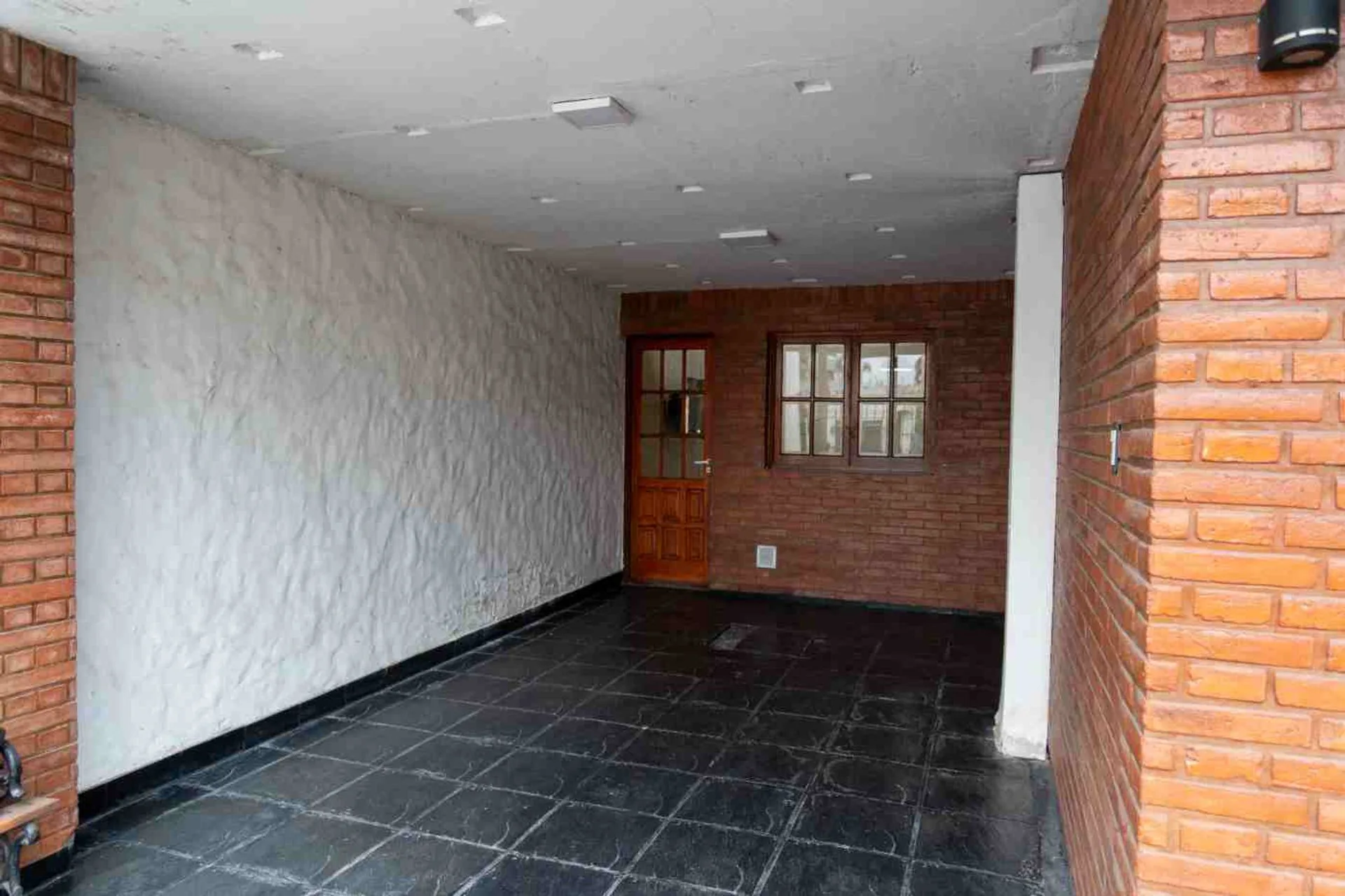 CASA TIPO CHALET DE TRES DORMITORIOS Y PILETA foto 5