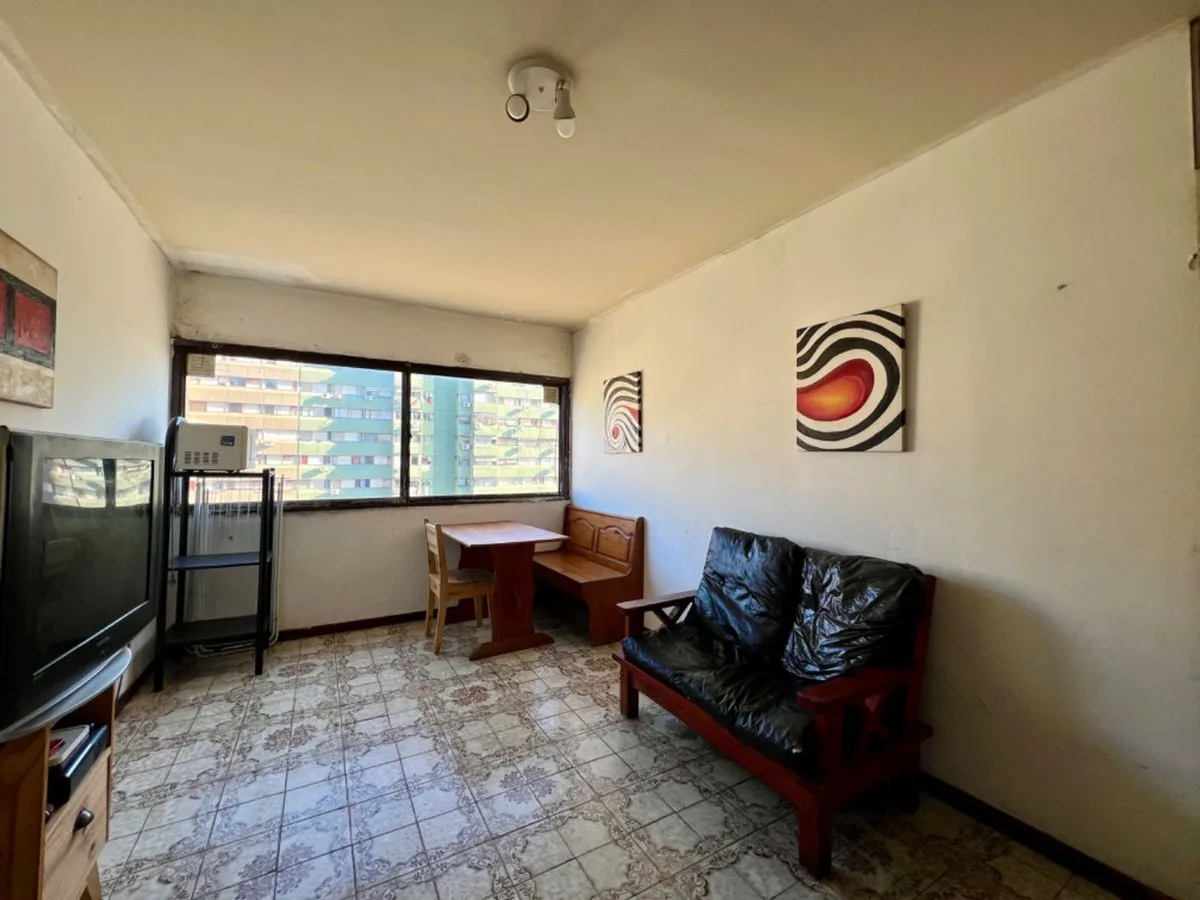 DEPARTAMENTO 3 AMBIENTES VENTA V. LUGANO foto 2