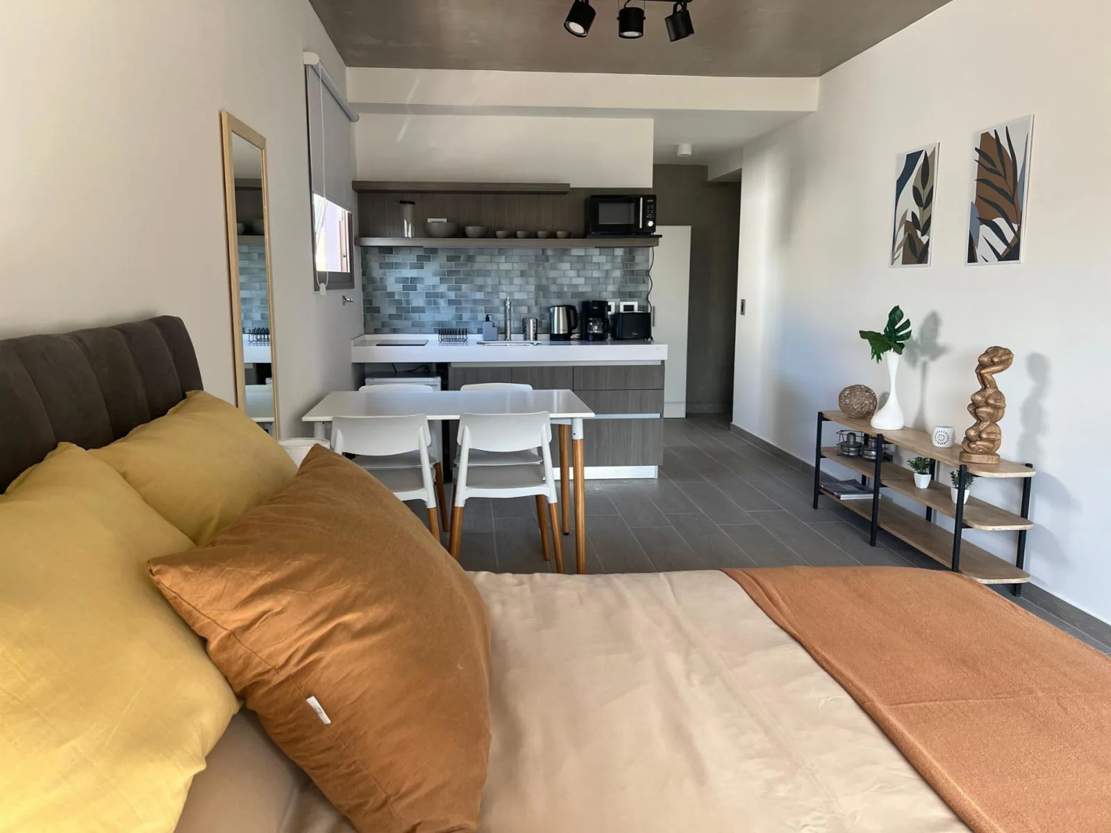1-bedroom apartment in Palermo – photo 14 of 19