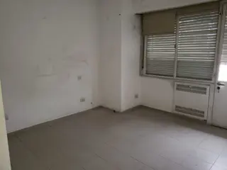 EXCELENTE OFICINA EN ALQUILER foto 4