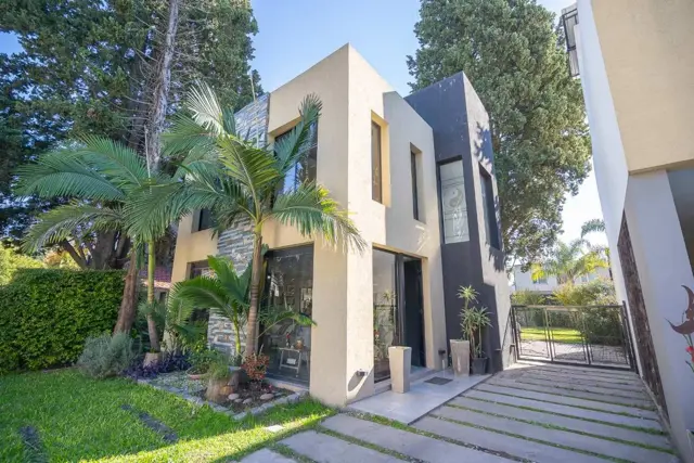 VENTA CASA CONDOMINIO CERRADO PARQUE LELOIR