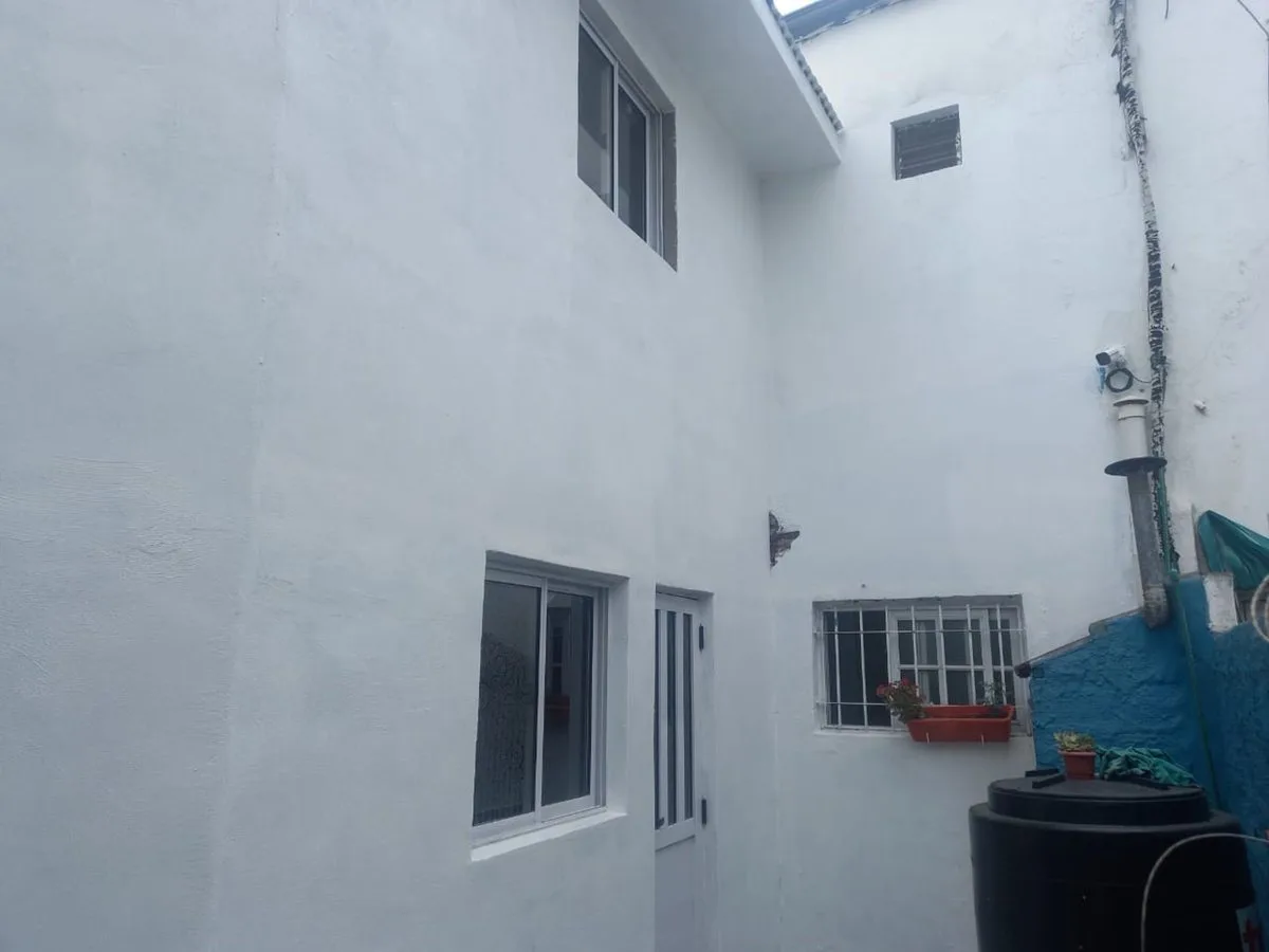Casa 3 dormitorios en venta  La Plata con cochera foto 5