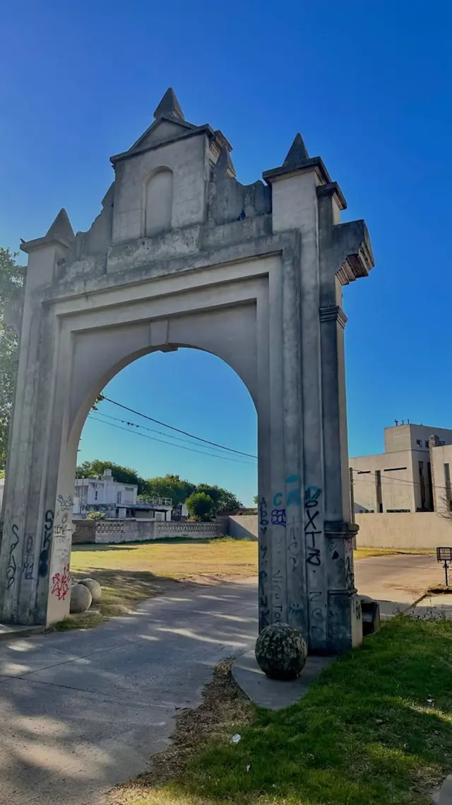 Excelente terreno en Barrio Parque Español