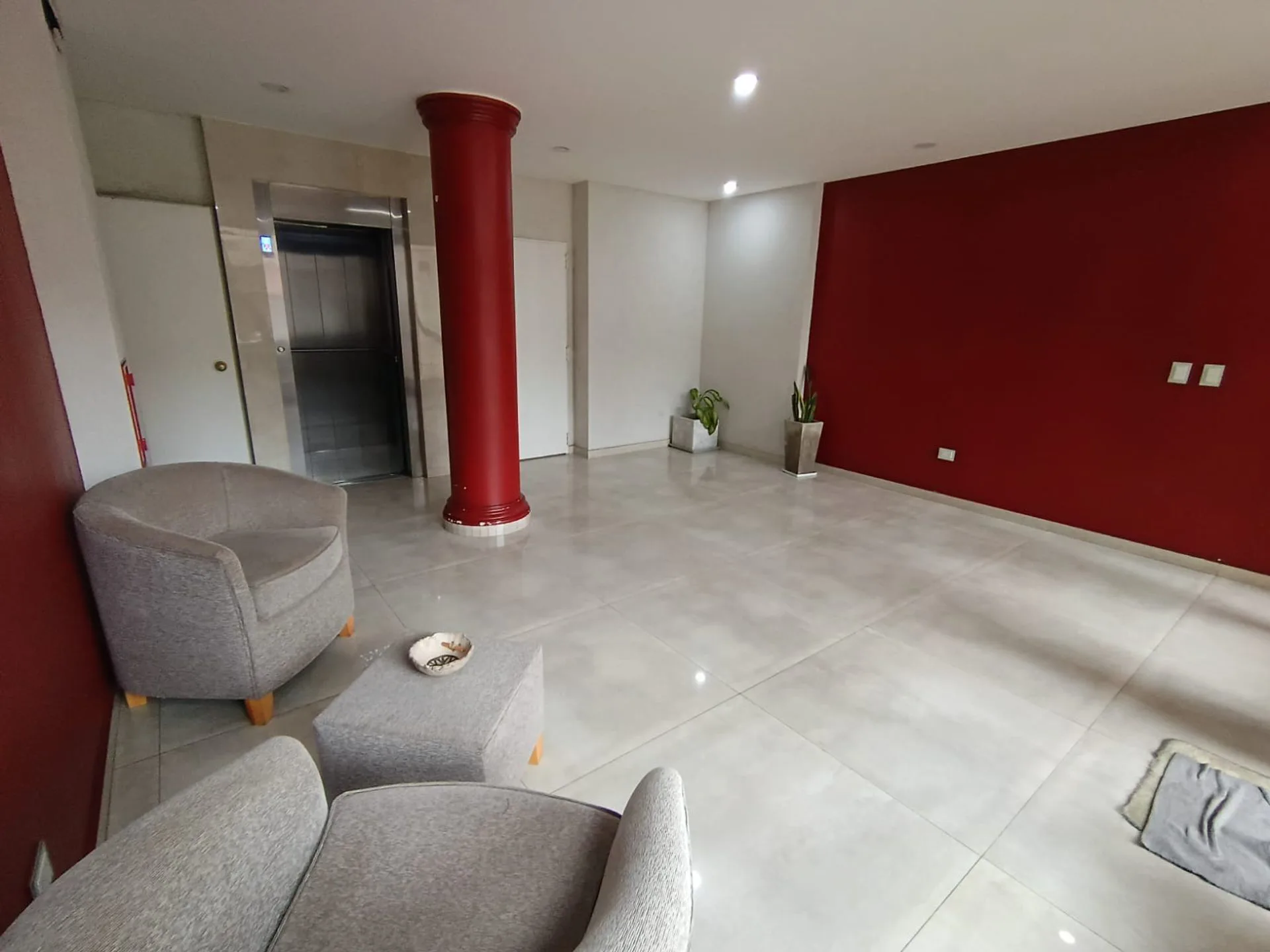 VENTA DTO. 2 AMBIENTES A ESTRENAR CON BALCON foto 2