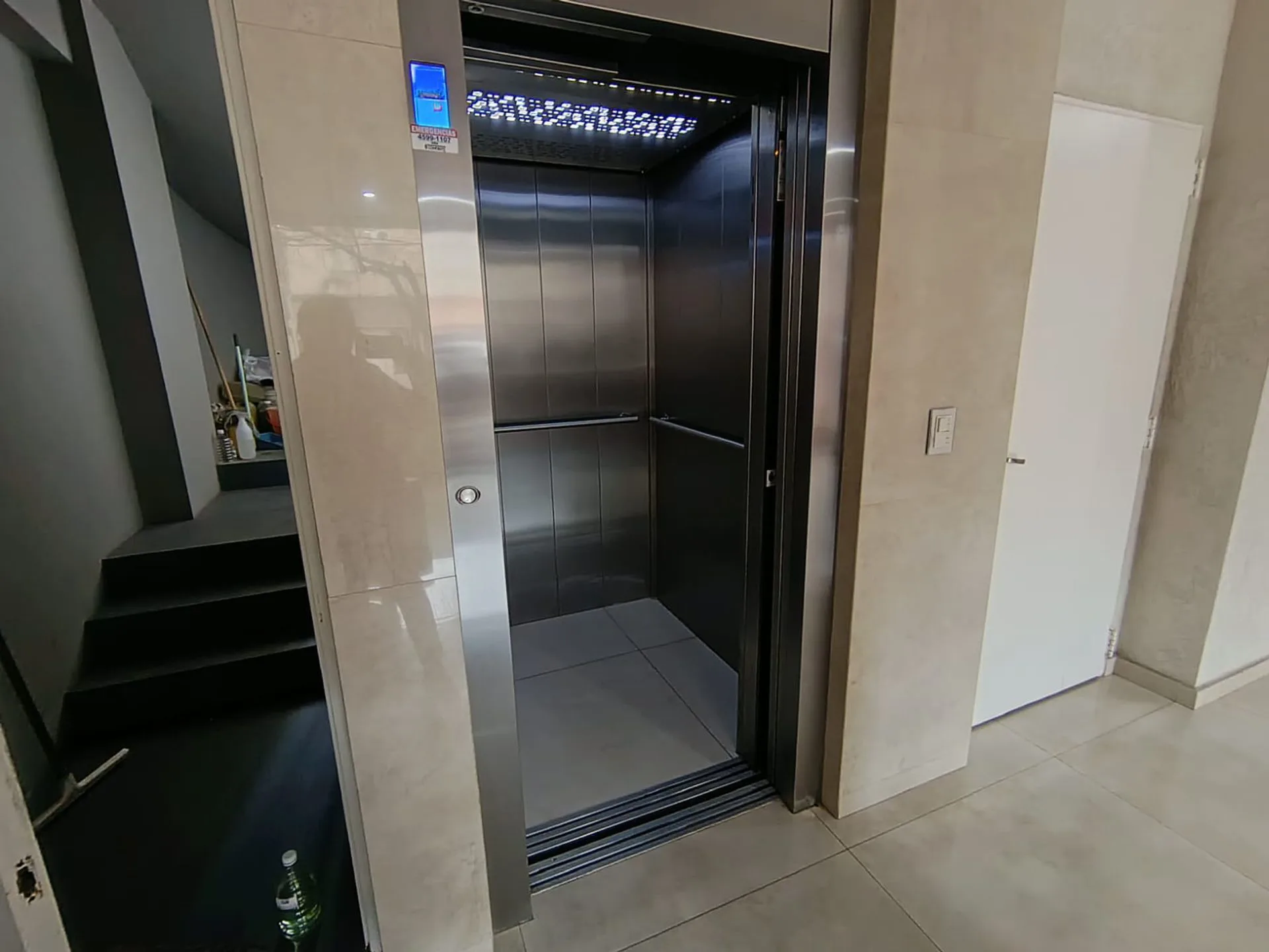 VENTA DTO. 2 AMBIENTES A ESTRENAR CON BALCON foto 3