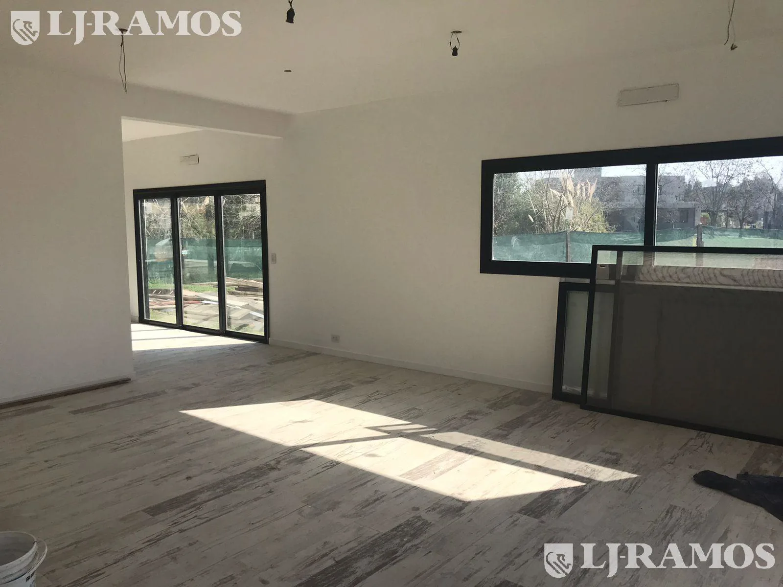 Casa en EL Canton Norte a la Laguna PG a estrenar con piscina foto 4