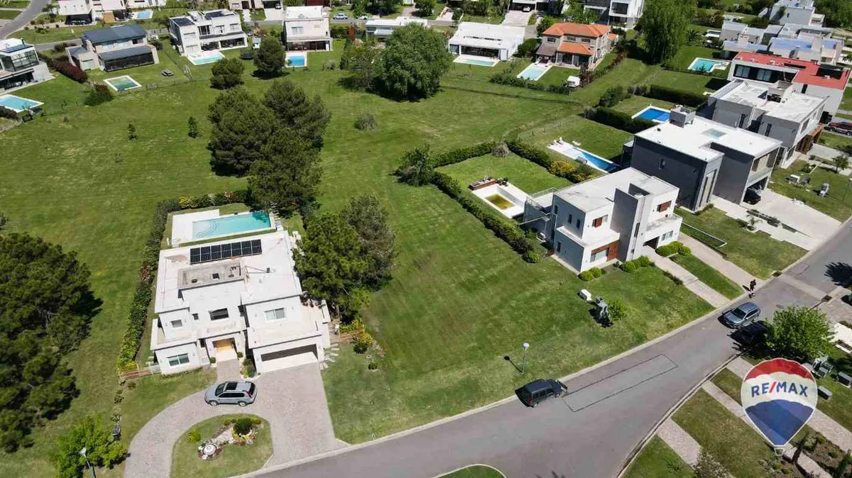 LOTE INTERNO TERRALAGOS foto 4