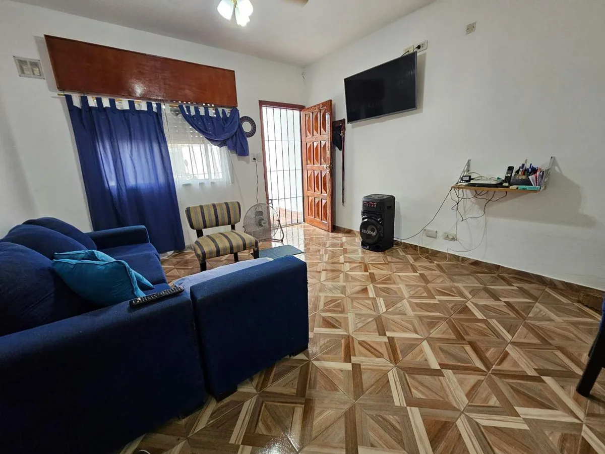 VENTA PH 3 AMBIENTES MERLO PARQUE COCHERA foto 2