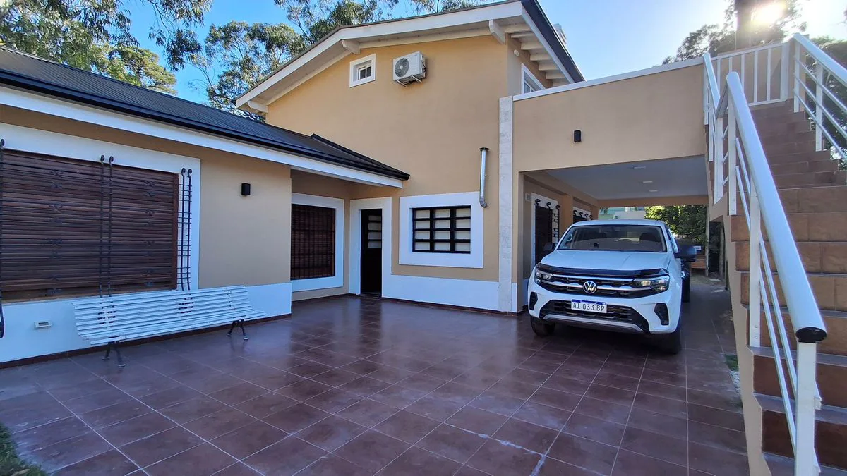 VENTA CASA Y DEPARTAMENTO VALERIA DEL MAR PINAMAR