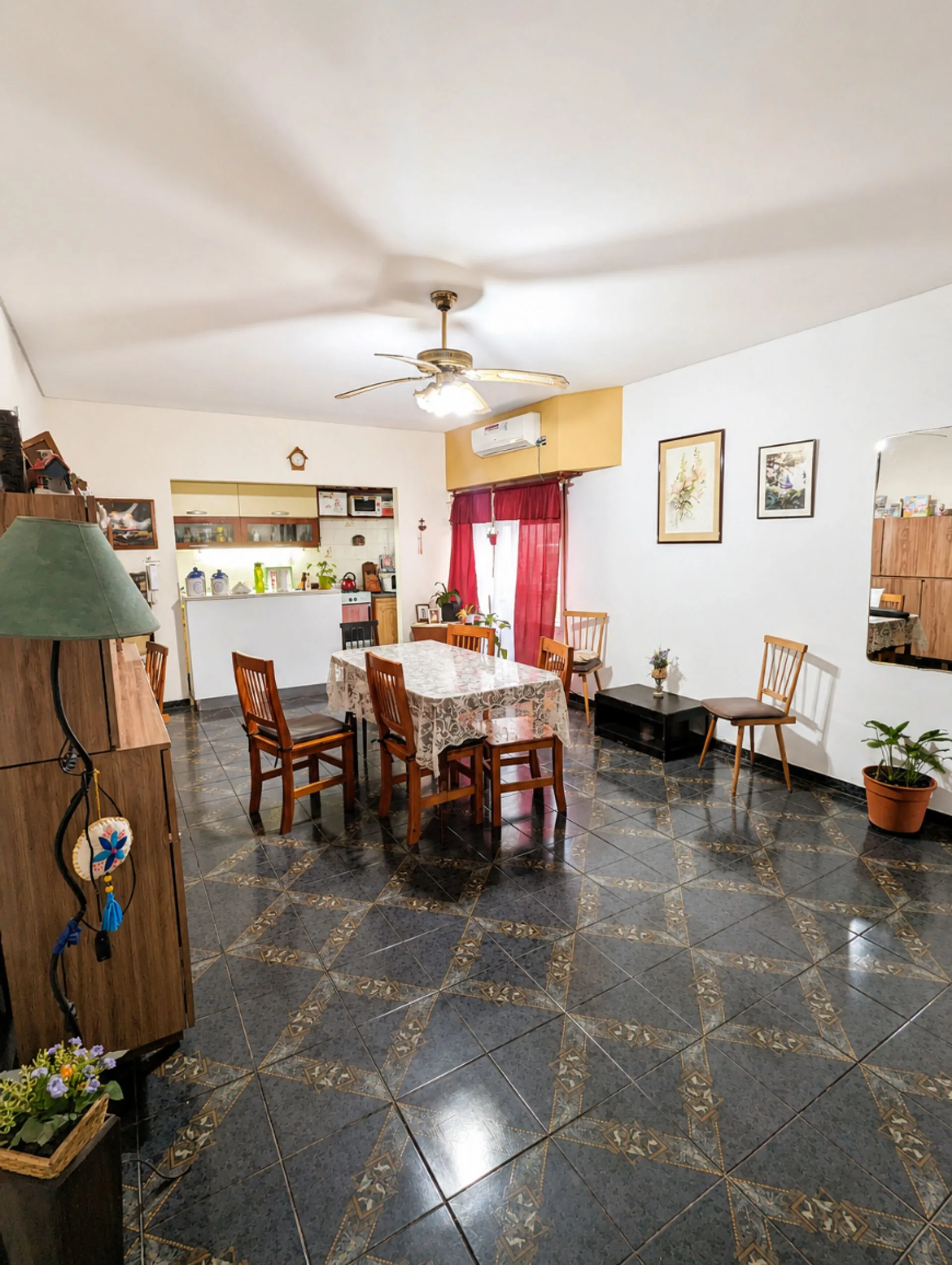 Dpto 3 Ambientes PB con Doble Patio WILDE CENTRO foto 2