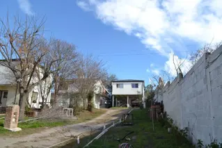 Complejo de departamentos en venta - Tanti foto 3