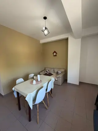 Venta departamento 3 ambientes Villa Luzuriaga foto 2