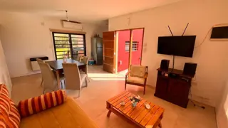 Casa de 2 ambientes y 112 m² en venta en Los Talas foto 2