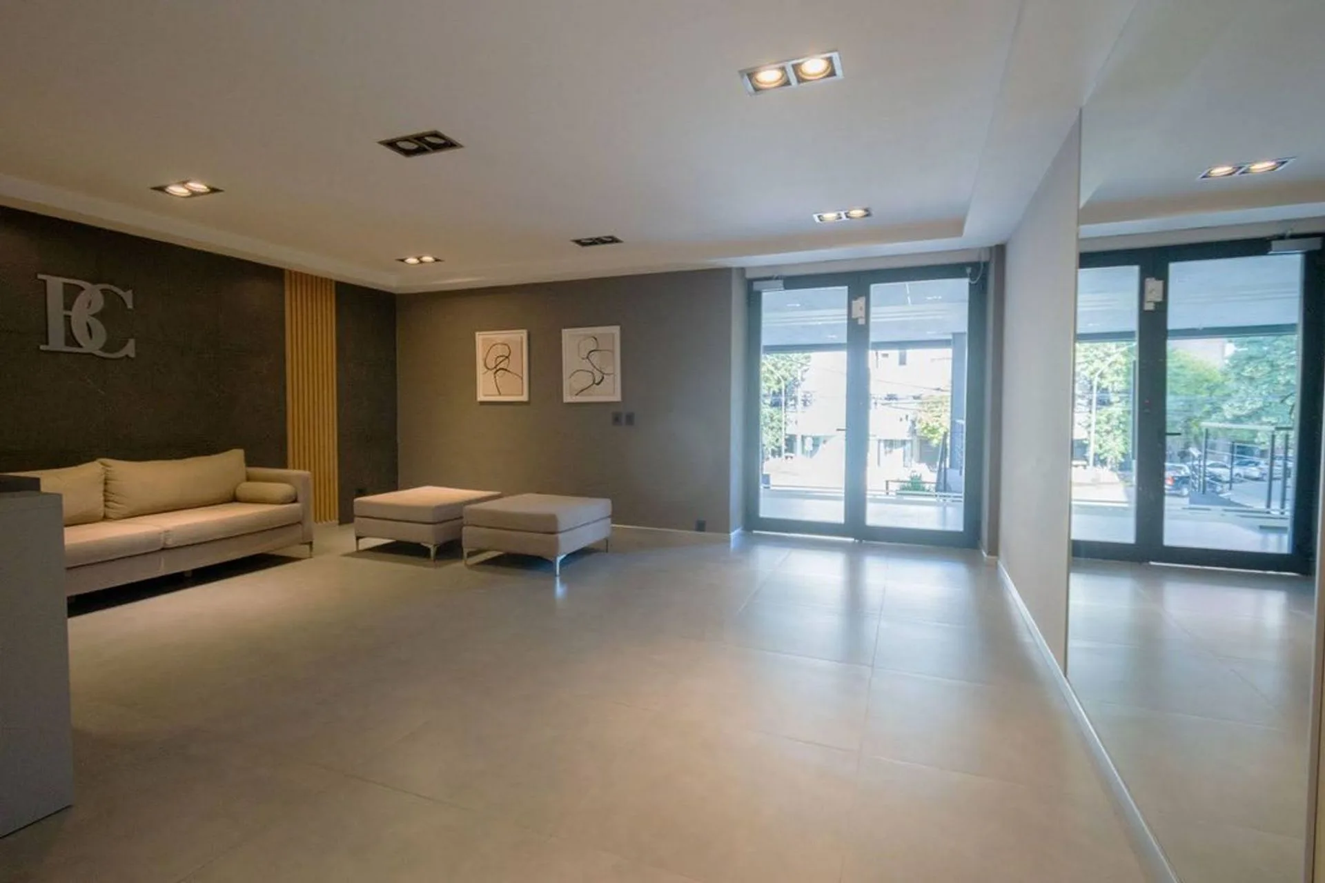 DPTO EN VENTA 2 DORMITORIOS "BV. CENTER TORRE 1" foto 4