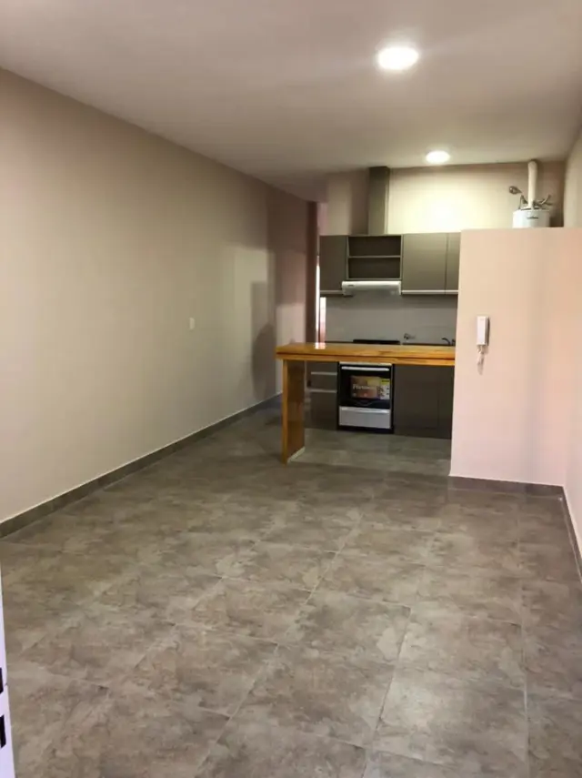 Venta de departamento 2 ambientes con cochera Luján