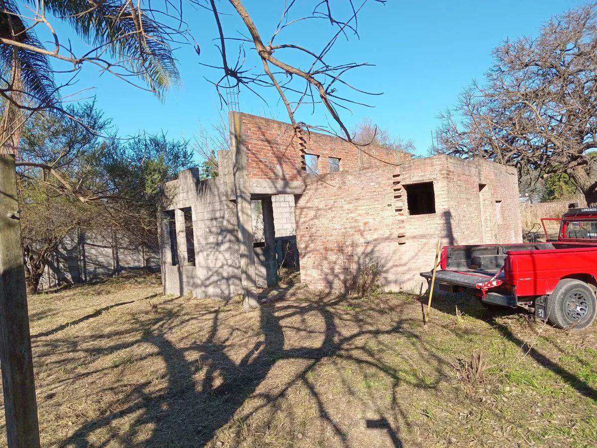 SE VENDE TERRENO , 20x45 (900 M2) , URRIBARIE 1169 foto 2