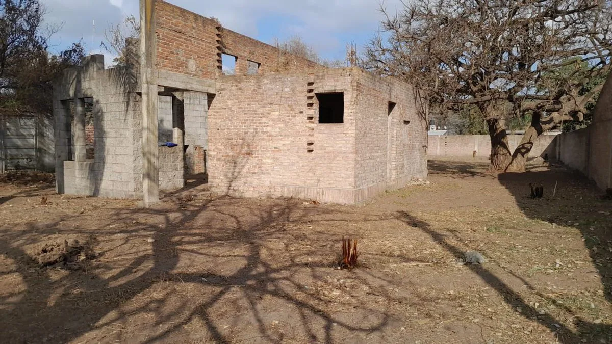 SE VENDE TERRENO , 20x45 (900 M2) , URRIBARIE 1169 foto 4