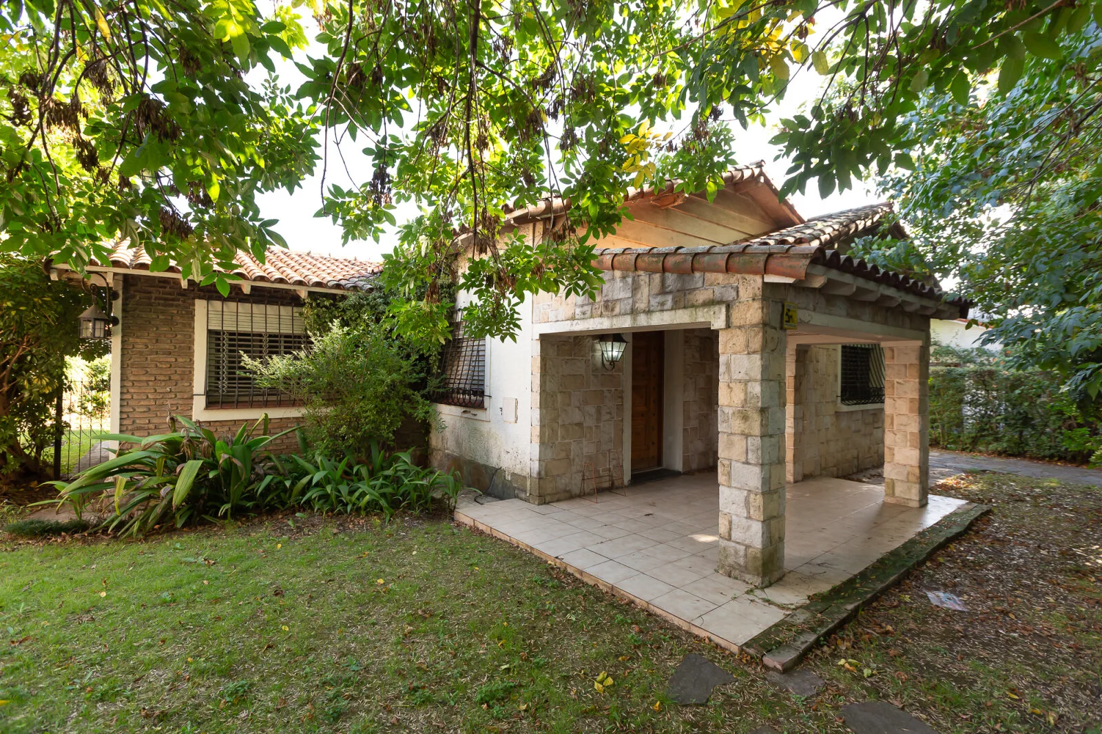 Venta casa 6 ambientes Ciudad Jardín foto 3