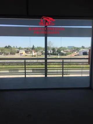 EXCELENTE LOCAL EN VENTA, VERDI 57 foto 2