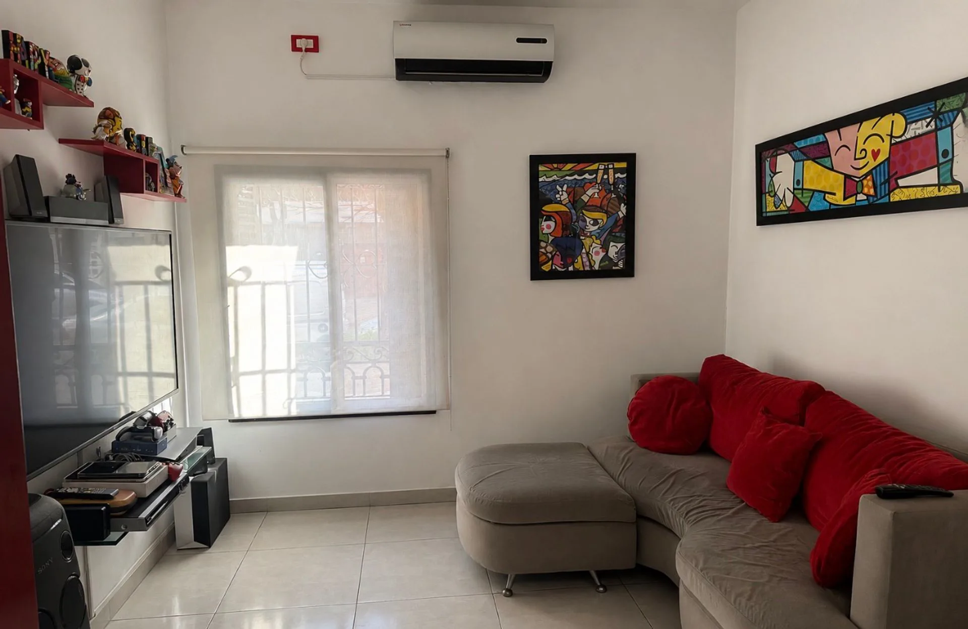 VENTA CASA 4 AMBIENTES, TERRAZA, QUINCHO CABALLITO foto 3