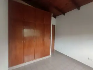 ALQUILO EXCELENTE DEPARTAMENTO DE UN DORMITORIO ZONA CUENCA DEL PLATA YA PASOS DEL CENTRO DE POSADAS foto 3