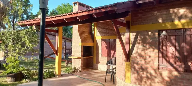 VENTA COMPLEJO DE CABAÑAS MINA CLAVERO