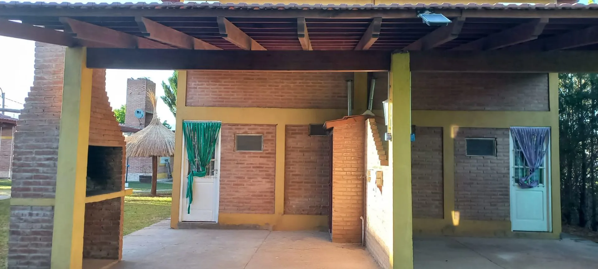 VENTA COMPLEJO DE CABAÑAS MINA CLAVERO foto 2